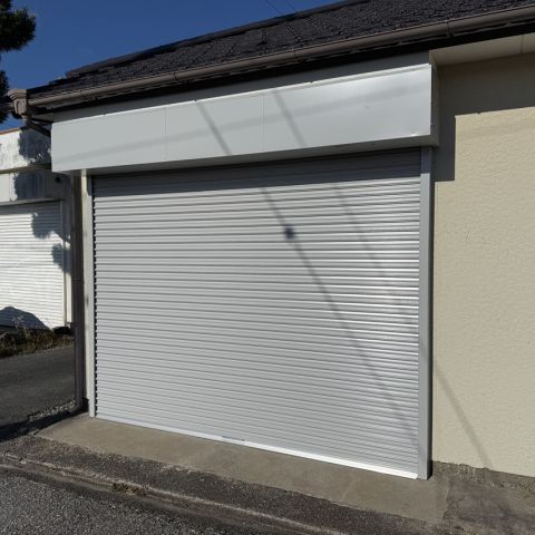 【リフォーム】K様邸車庫シャッター取替え工事完了 写真